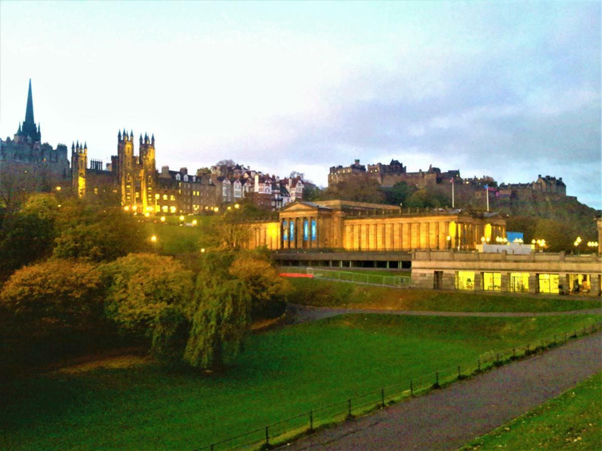 Bespoke Tours Scotland Accommodation @ Morrison Street Edinburgh Exterior photo